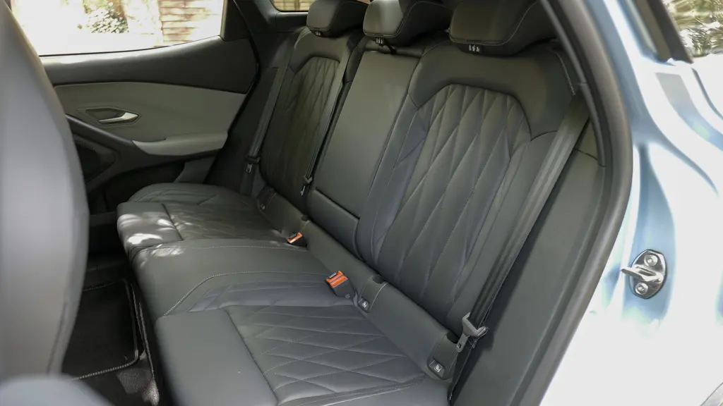 Ford Explorer 250kW Select 79kWh AWD 5dr Auto Driver Assist