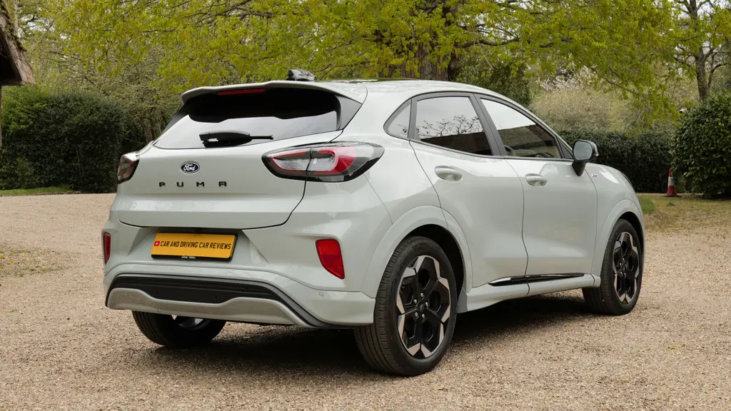 Ford Puma 1.0 EcoBoost Hybrid mHEV Titanium 5dr