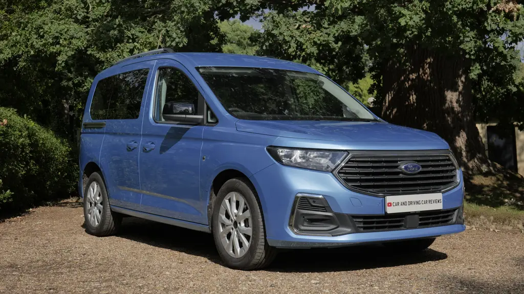 Ford Tourneo Connect 2.0 EcoBlue Titanium 5dr Auto