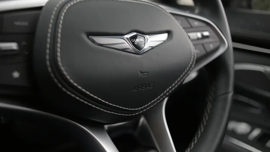 Genesis GV70 2.2D 201 Luxury 5dr Auto AWD