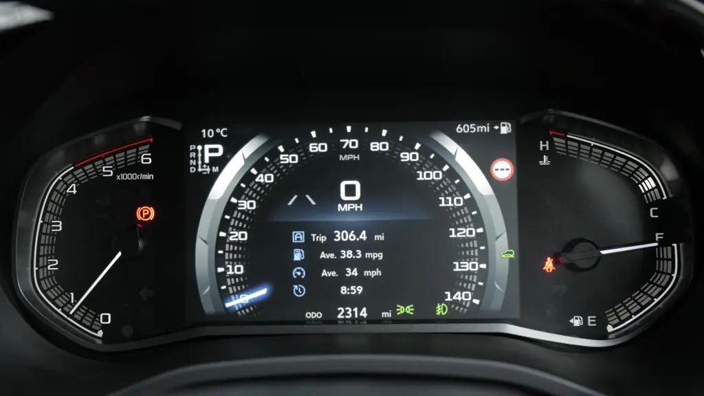 Isuzu D-MAX Electric 140KW 67KWH Ev-Cross Double CAB Pickup 4X4 Auto