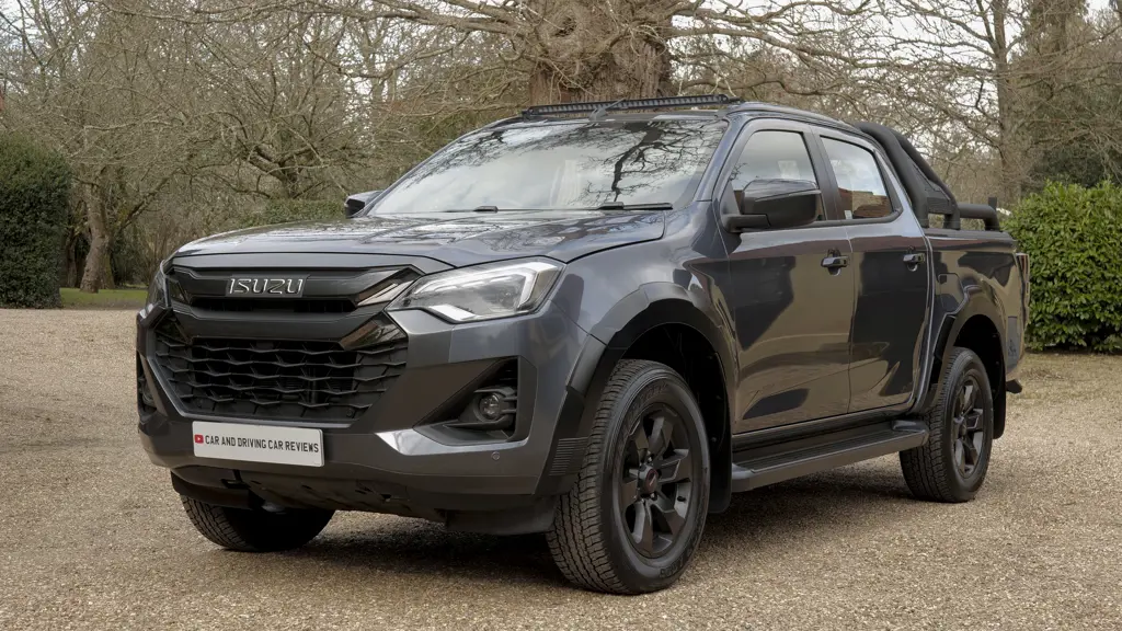Isuzu D-MAX Electric 140KW 67KWH Ev-Cross Double CAB Pickup 4X4 Auto