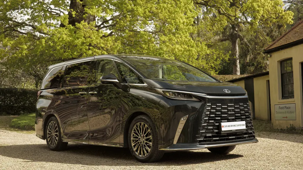 Lexus Lm 350h 2.5 5dr E-CVT