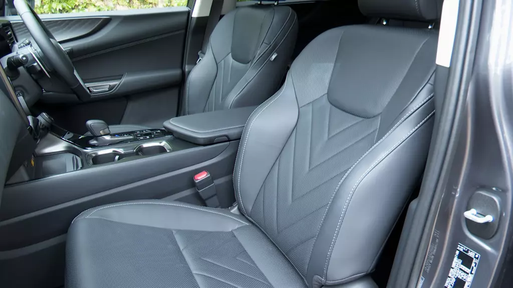 Lexus Nx 350h 2.5 5dr E-CVT Premium Plus Pack 2WD
