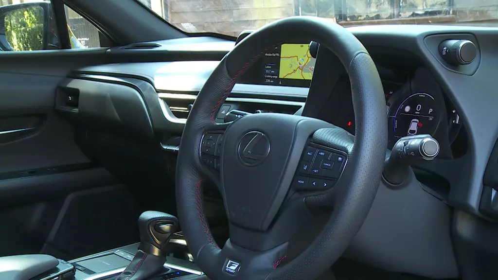 Lexus Ux 300h 2.0 Premium Plus 5dr CVT