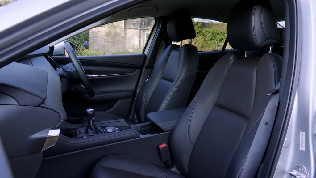 Mazda 3 2.0 e-Skyactiv X MHEV 186 Exclusive-Line 4dr Auto