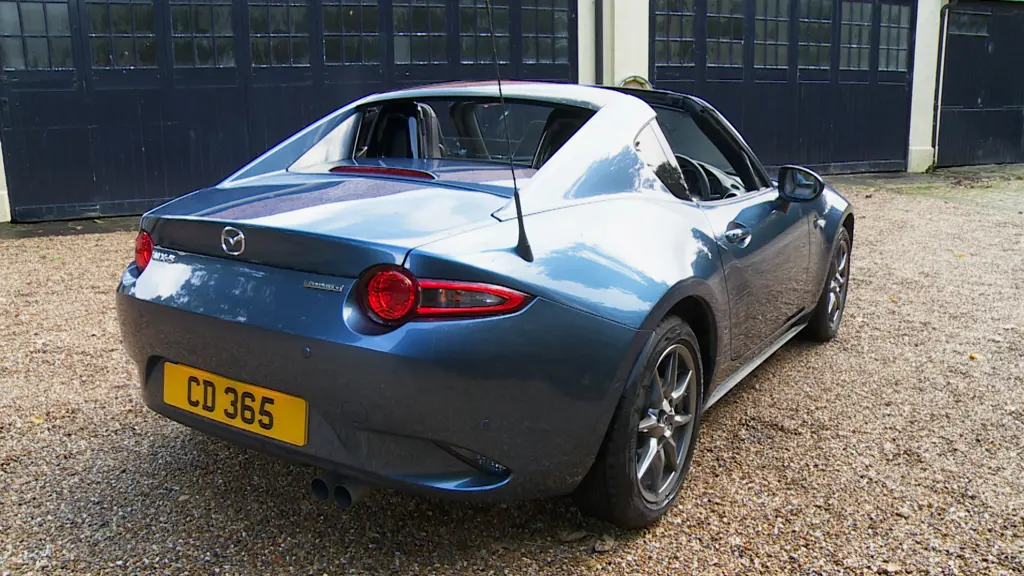 Mazda MX-5 1.5 132 Exclusive-Line 2dr