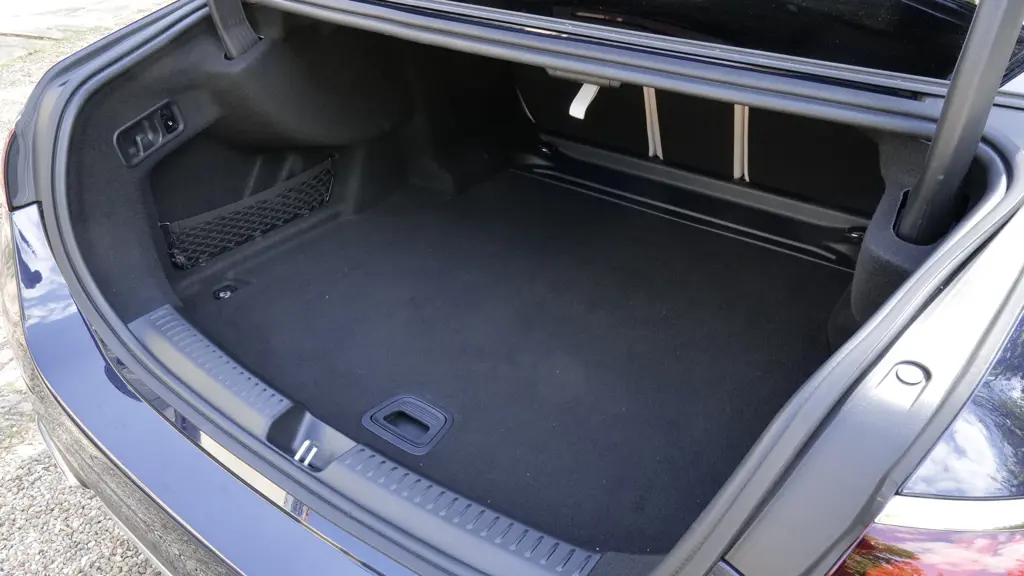 Mercedes-Benz E Class E200 Exclusive Premium Plus 4dr 9G-Tronic