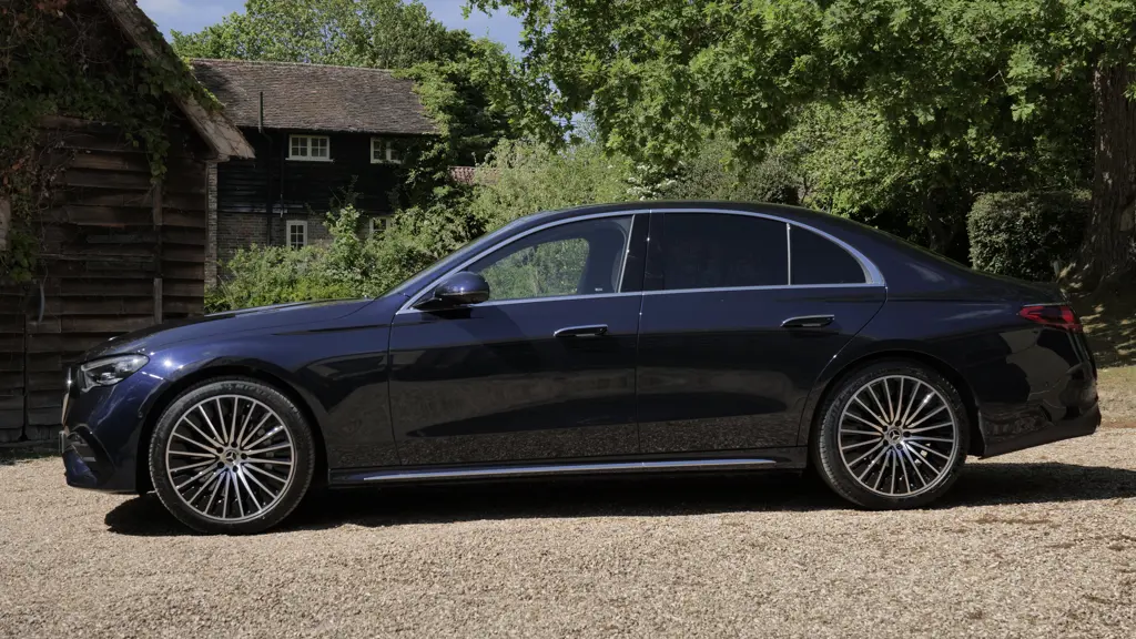 Mercedes-Benz E Class E200 Exclusive Premium Plus 4dr 9G-Tronic