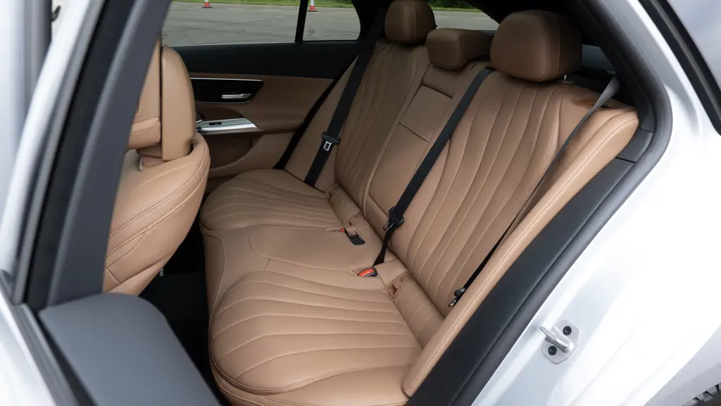 Mercedes-Benz E Class E220d AMG Line 5dr 9G-Tronic