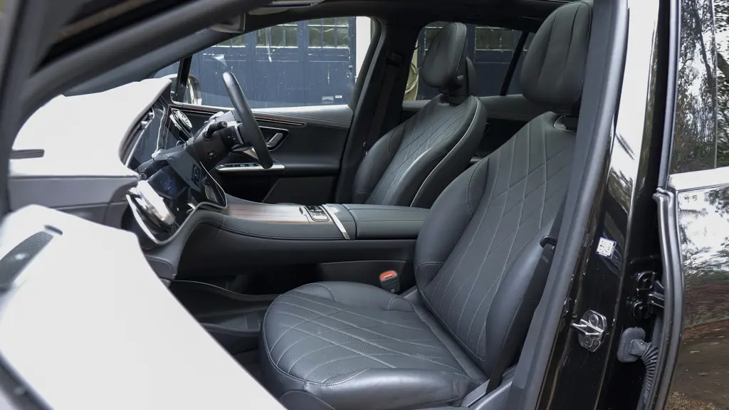 Mercedes-Benz Eqe 350 4M 235kW AMG Line Night Ed Prem+ 91kWh 5dr At