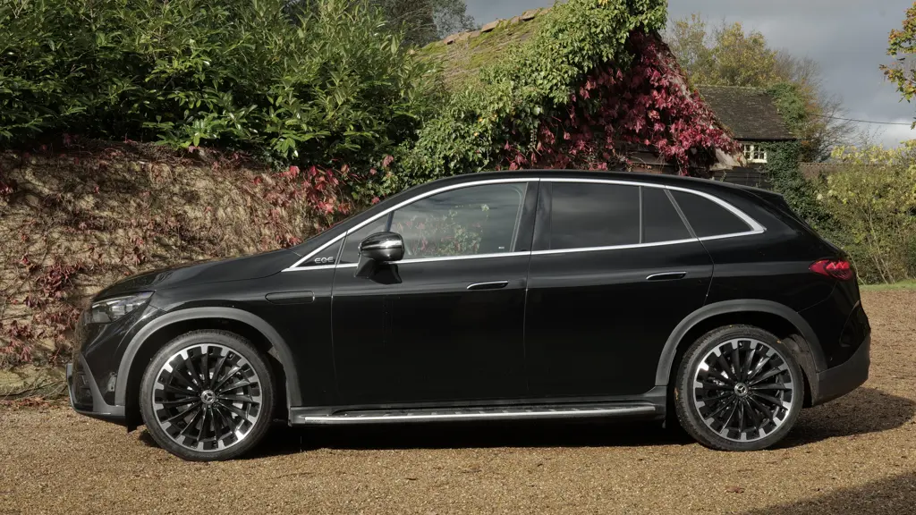 Mercedes-Benz Eqe 350 4M 235kW AMG Line Night Ed Prem+ 91kWh 5dr At