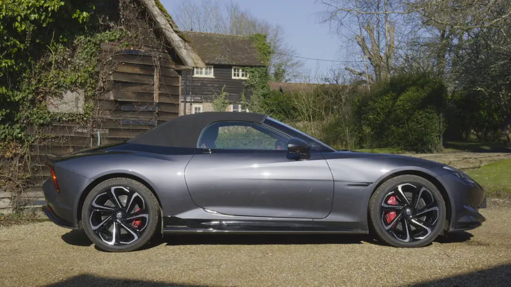 MG Motor UK Cyberster 375kW GT Dual Motor 77 kWh 2dr AWD Auto