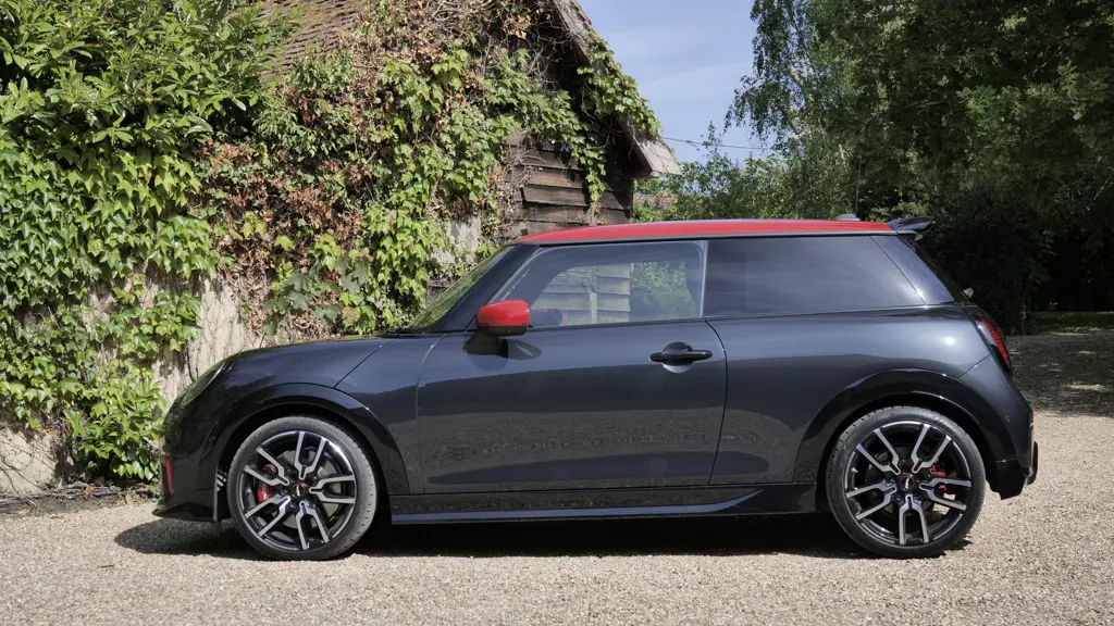 MINI Cooper 2.0 S Sport Level 3 3dr Auto