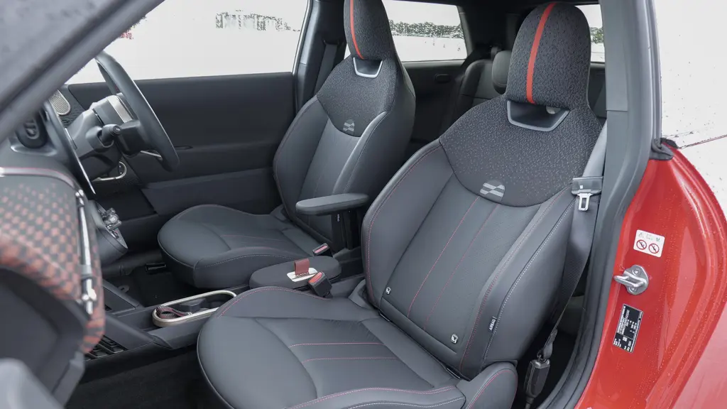 MINI Cooper 190kW John Cooper Works Level 3 54kWh 3dr Auto