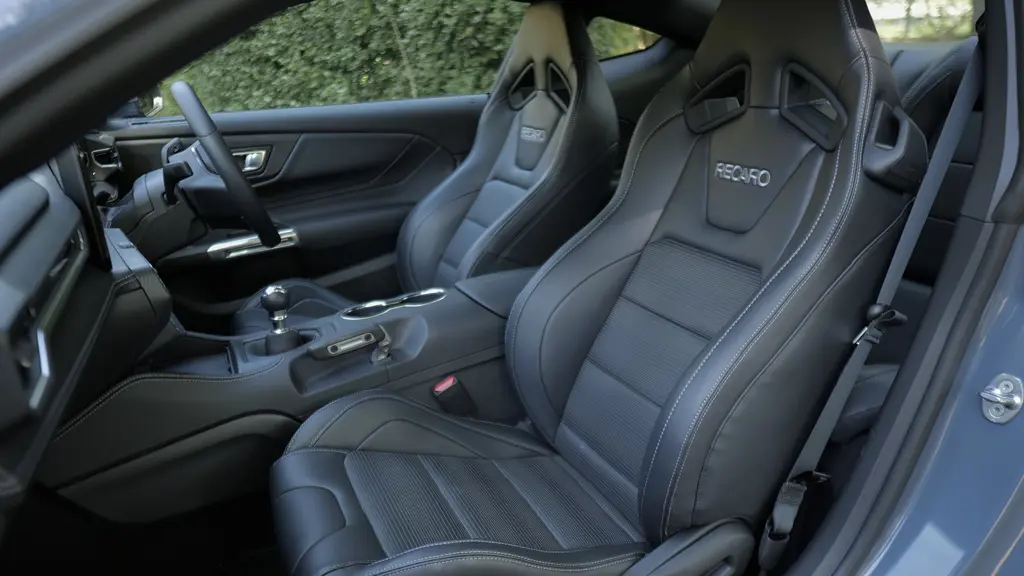 Ford Mustang 5.0 V8 Dark Horse 2dr Auto