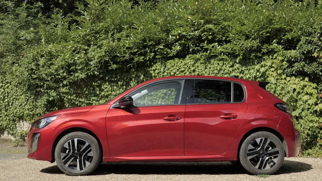 Peugeot 208 1.2 PureTech 100 GT 5dr