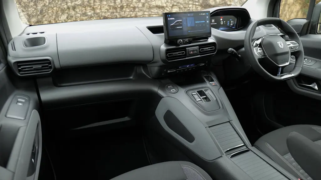 Peugeot Rifter 100kW Allure 52kWh 5dr Auto