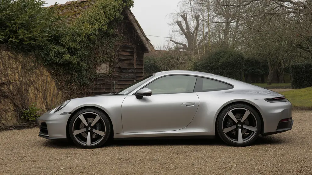 Porsche 911 S 2dr PDK