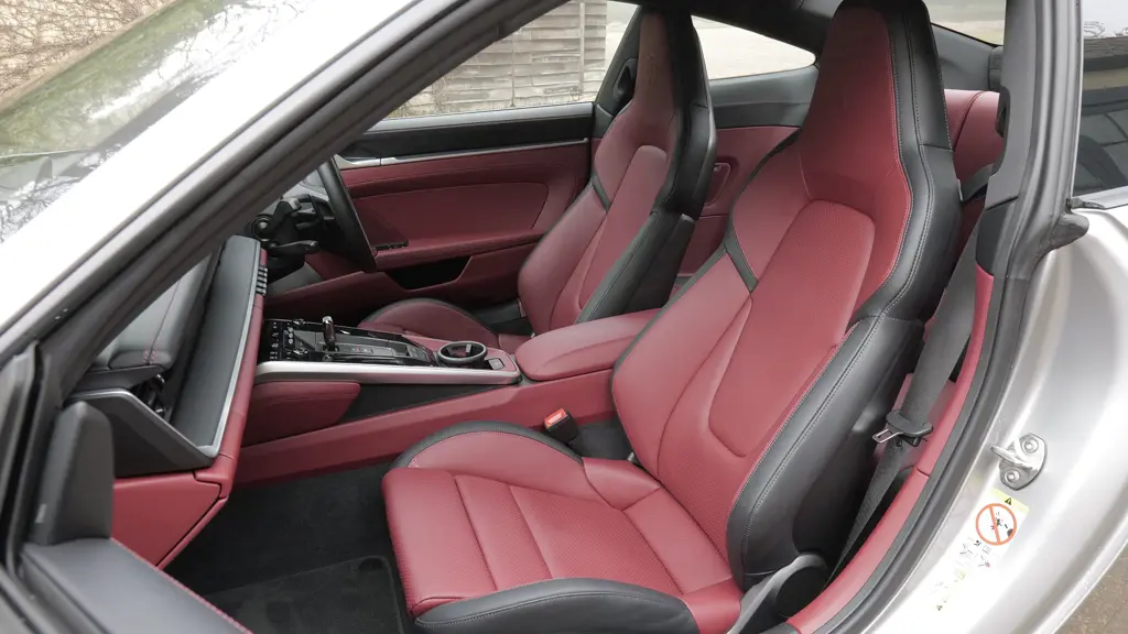 Porsche 911 S 2dr PDK