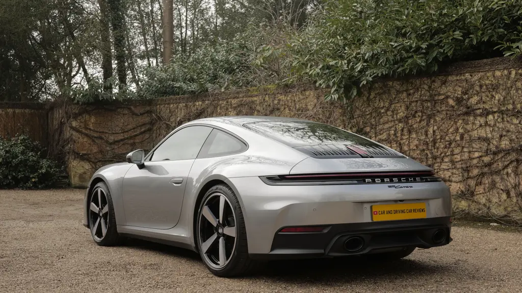 Porsche 911 S 2dr PDK