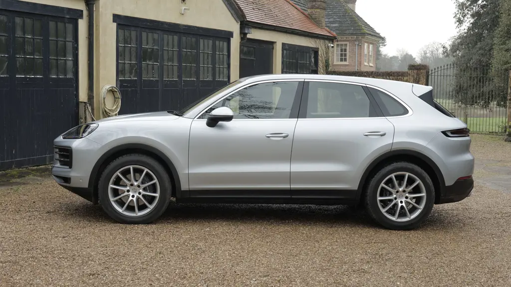 Porsche Cayenne 5dr Tiptronic S