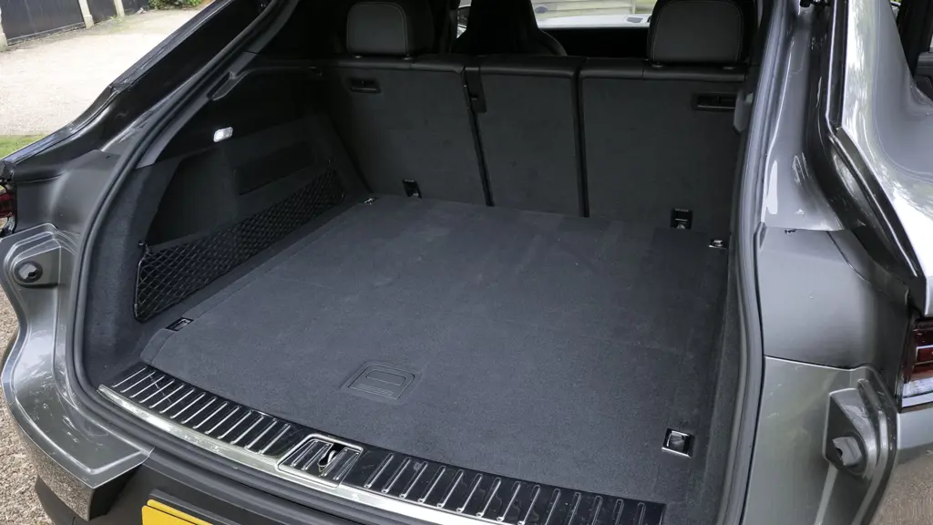 Porsche Cayenne E-Hybrid 5dr Tiptronic S 5 Seat