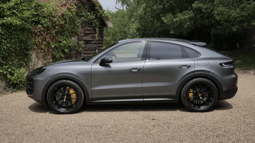 Porsche Cayenne E-Hybrid 5dr Tiptronic S 5 Seat