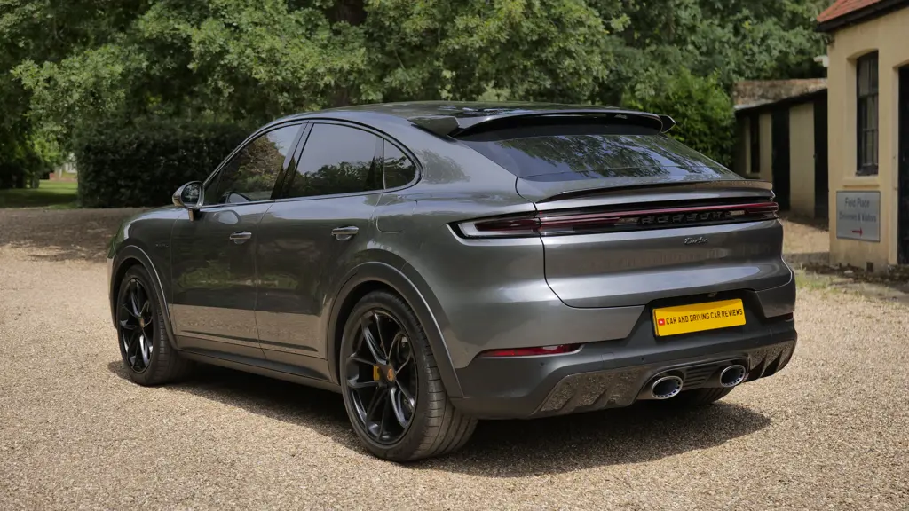 Porsche Cayenne E-Hybrid 5dr Tiptronic S 5 Seat