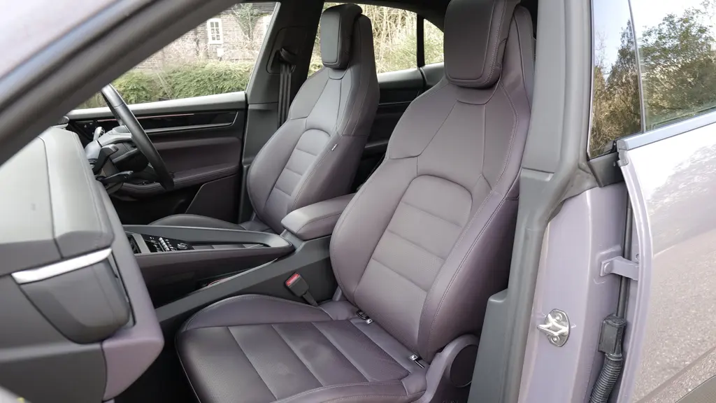 Porsche Macan 300kW 4 100kWh 5dr Auto Lux Pack