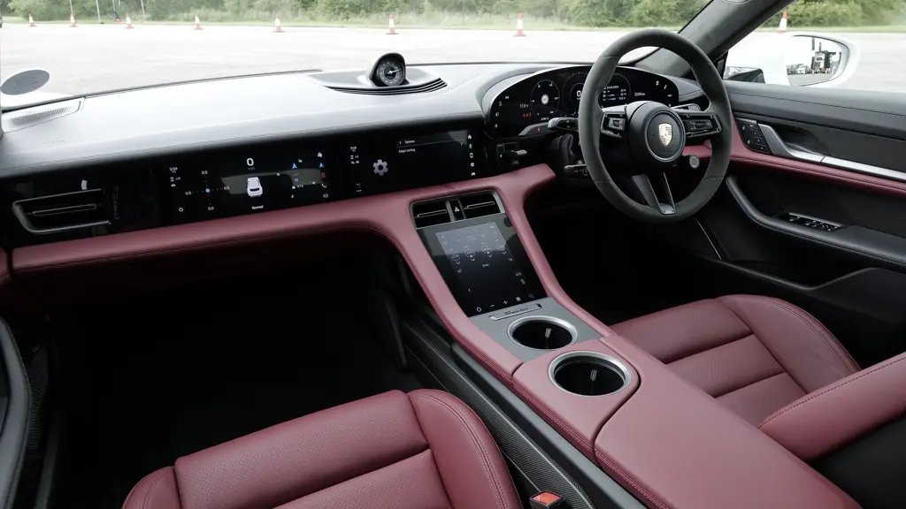 Porsche Taycan 440kW 4S 105kWh 4dr Auto Revised