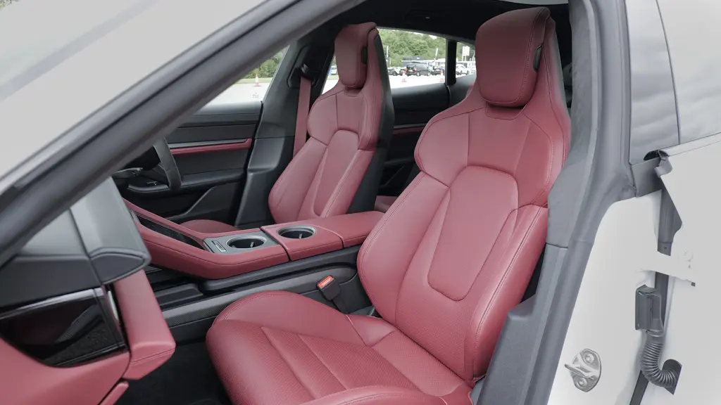 Porsche Taycan 440kW 4S 105kWh 4dr Auto Revised