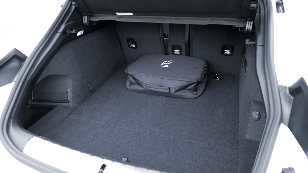 Porsche Taycan 440kW 4S 105kWh 4dr Auto Revised