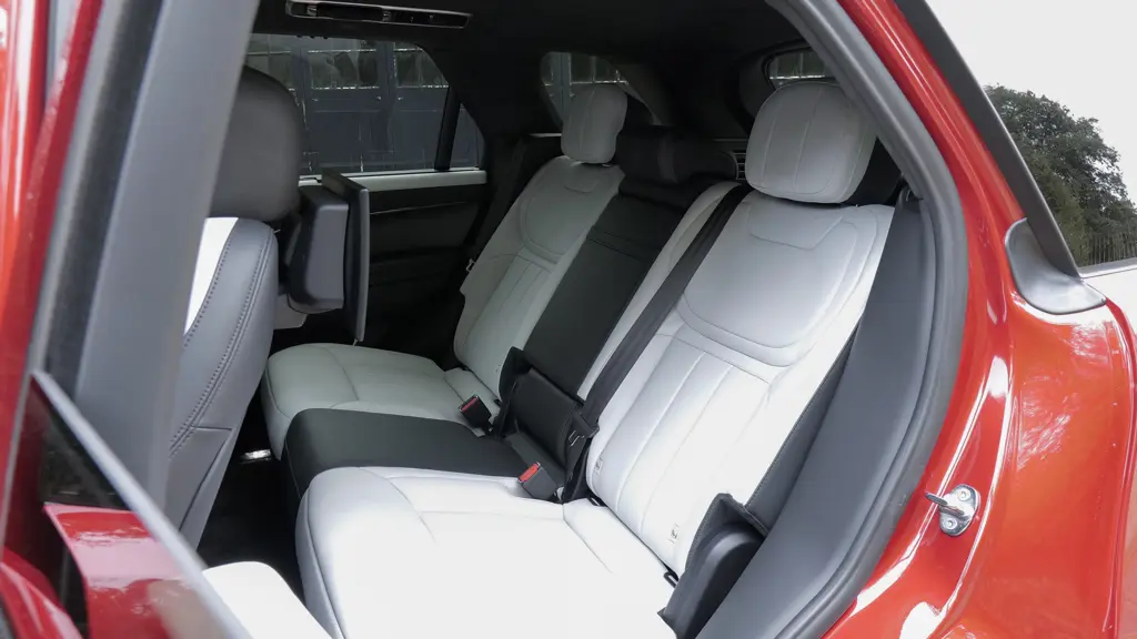 Land Rover Range Rover Sport 3.0 D300 Stealth Edition 5dr Auto