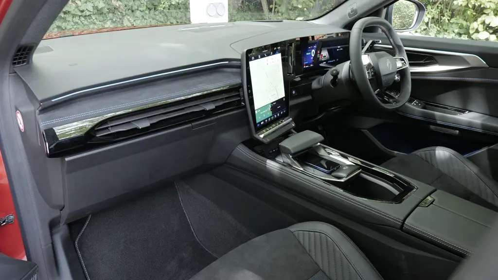 Renault Rafale E-Tech FHEV Techno Esprit Alpine 5dr Auto 4C