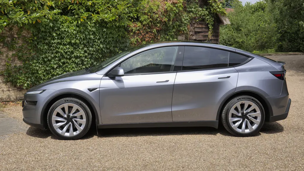 Tesla Model Y Long Range AWD 85kWh 5dr Auto