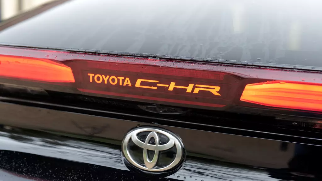 Toyota C-HR 2.0 PHEV Excel 5dr CVT Tech Pack