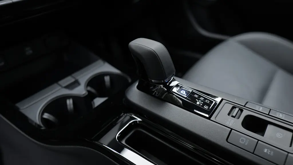 Toyota Prius 2.0 PHEV Design 5dr CVT