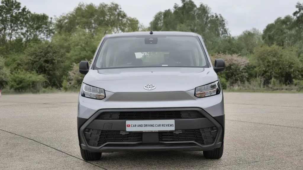 Toyota Proace City Verso 100kW Icon L2 50kWh 5dr Auto