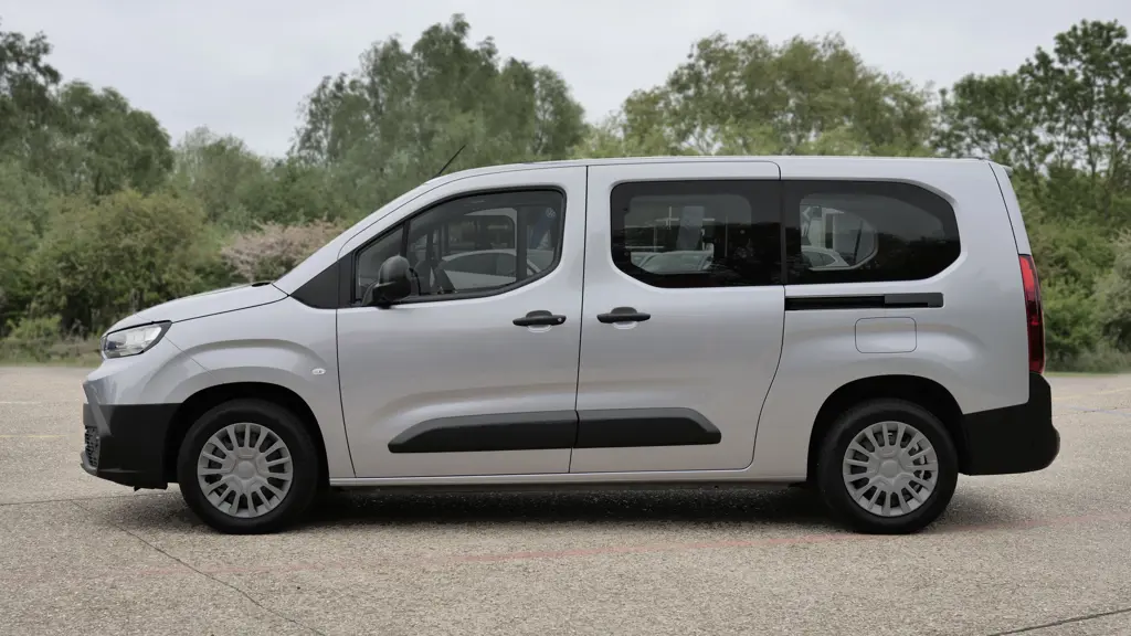 Toyota Proace City Verso 100kW Icon L2 50kWh 5dr Auto