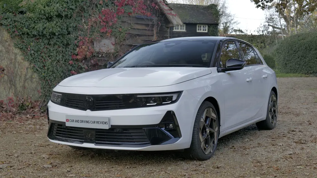 Vauxhall Astra 1.6 Plug-in Hybrid GSe 5dr e-DCT7