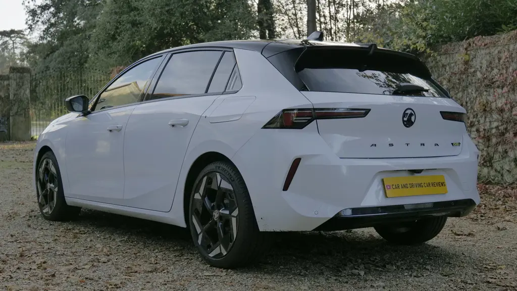 Vauxhall Astra 1.6 Plug-in Hybrid GSe 5dr e-DCT7