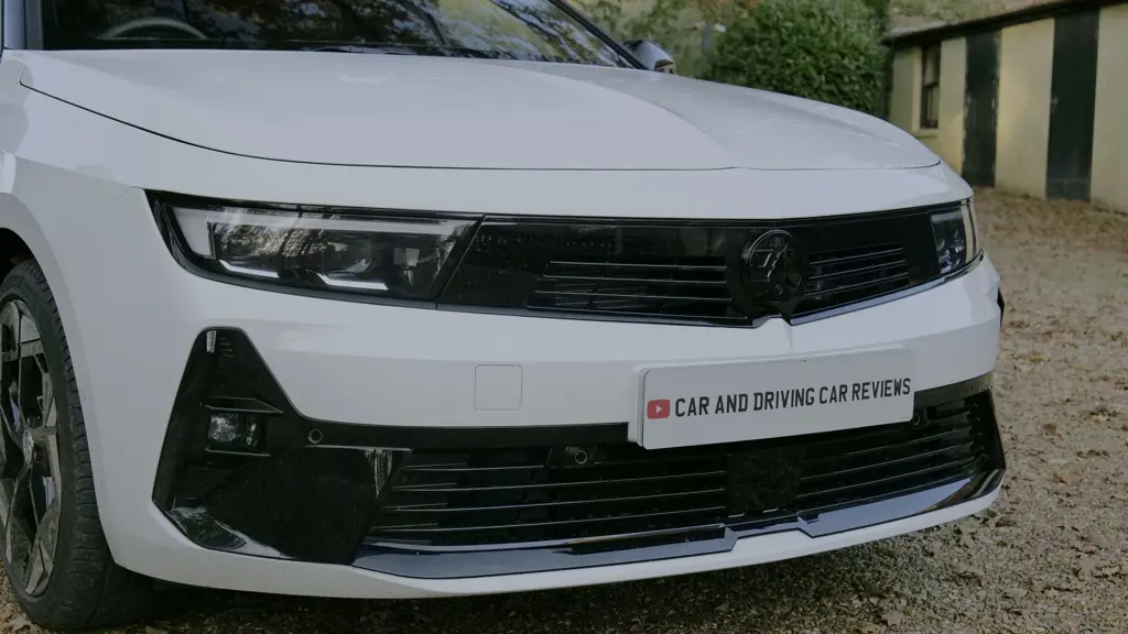 Vauxhall Astra 1.6 Plug-in Hybrid GSe 5dr e-DCT7