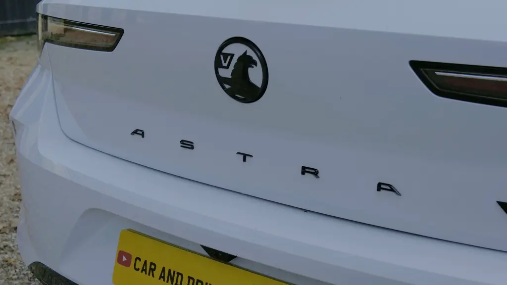Vauxhall Astra 1.6 Plug-in Hybrid GSe 5dr e-DCT7