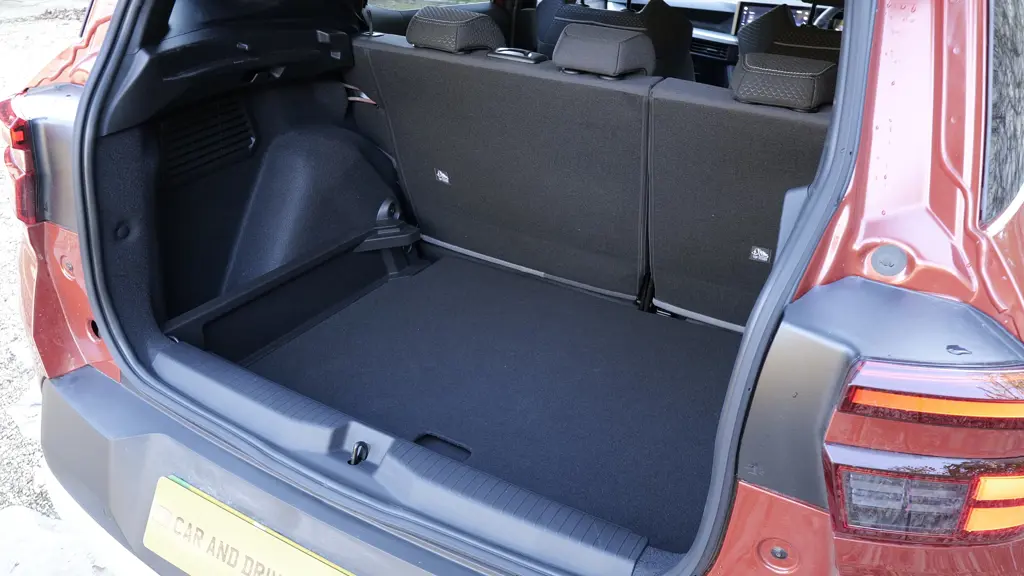 Vauxhall Frontera 83kW Design 44kWh 5dr Auto 17" Alloy