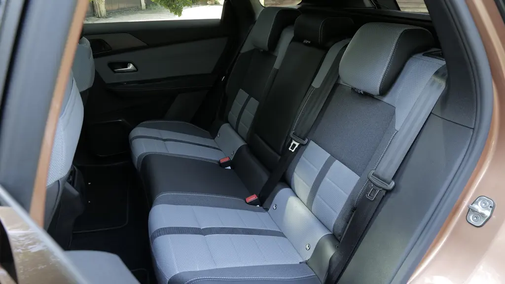 Vauxhall Grandland 1.2 Hybrid 136 Design 5dr e-DCT6