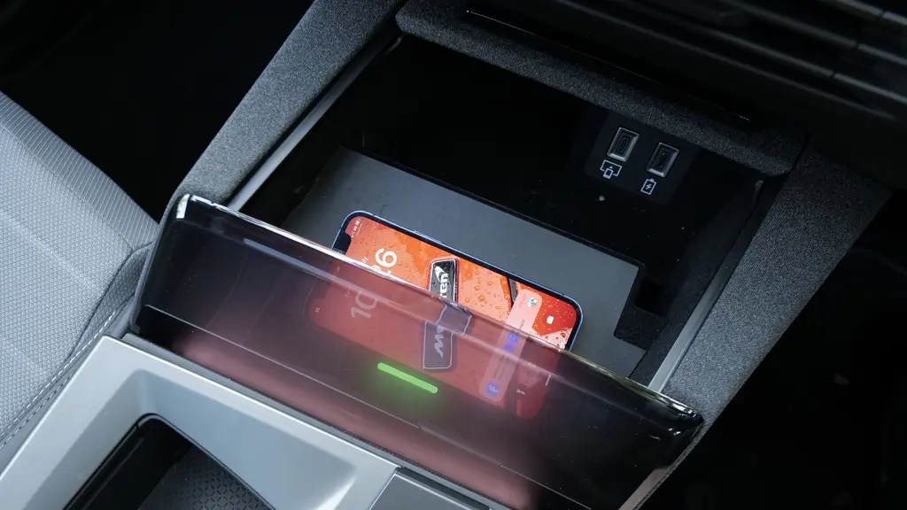 Vauxhall Grandland 157kW GS 73kWh 5dr Auto