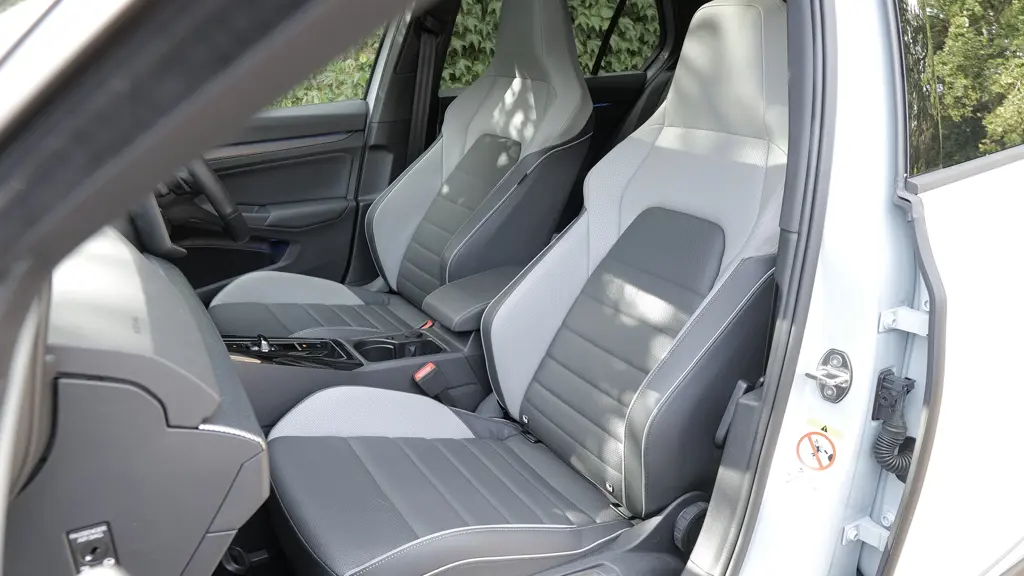 Volkswagen Golf 1.5 TSI 272 GTE eHybrid 5dr DSG