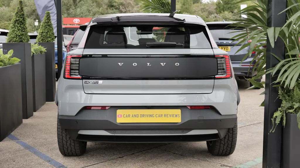 Volvo EX30 315kW TM Perf Cross Country Ultra 69kWh 5dr Auto