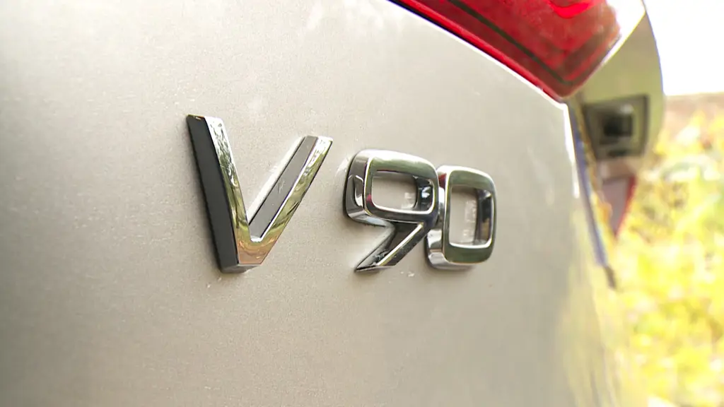 Volvo V90 2.0 B4D Plus Dark 5dr Auto